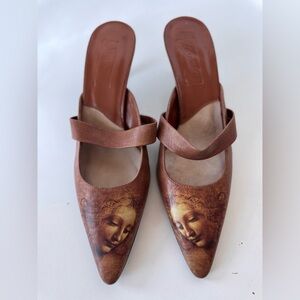 icon wearable art La Scapigliata pointy kitten heel pumps italian shoes 6 y2k